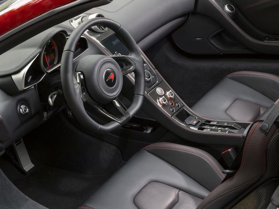  McLaren MP4-12C Spyder 2012 года  (фото 130 из 270)